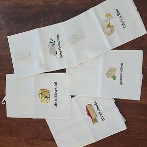 NWT Cheese-Themed Kitchen Towels Set From Peking Handicraft